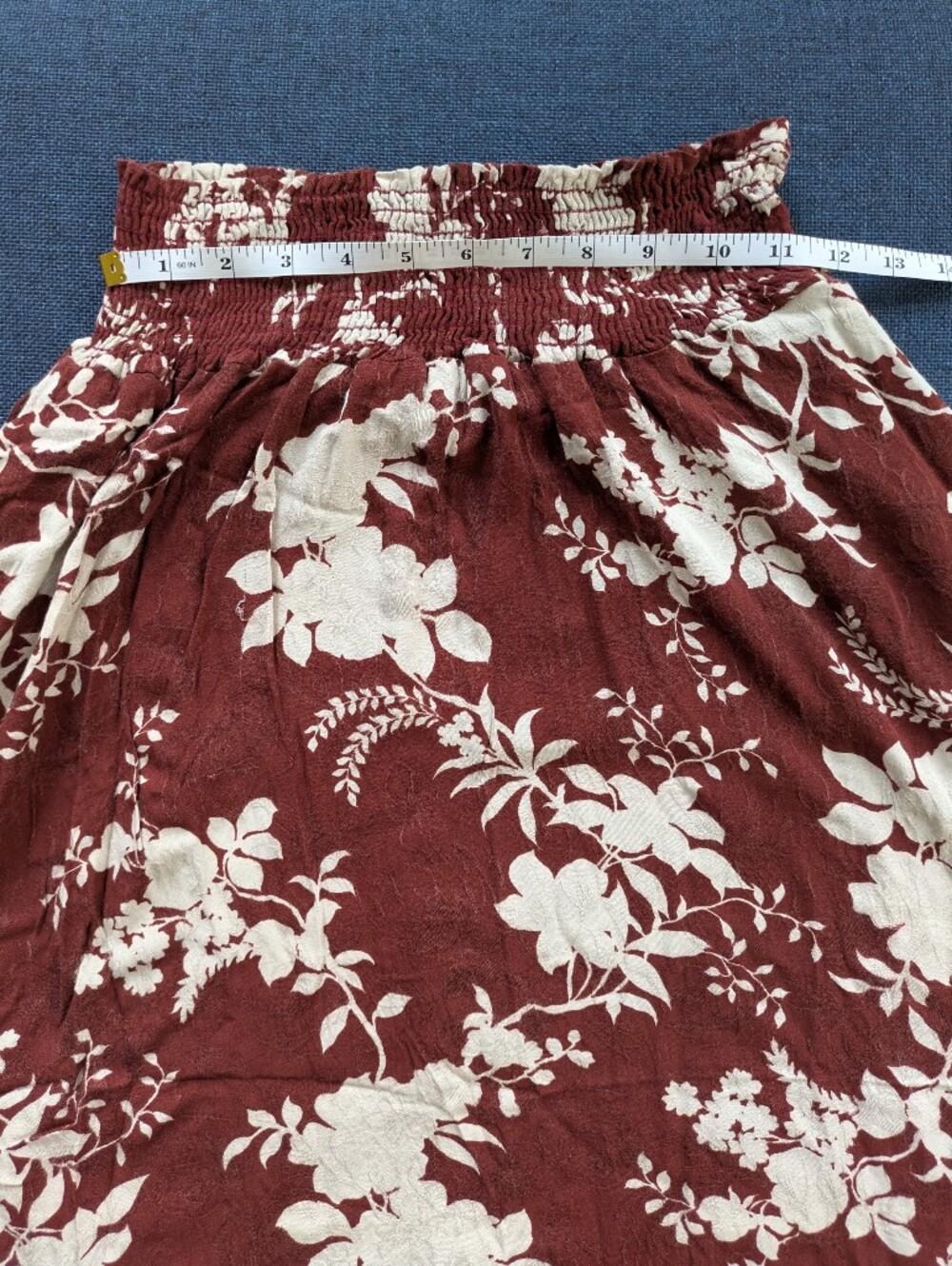 Sozy Mia Midi Skirt Burgundy Cream Floral Pattern Smocked Waist Pockets - Picture 11 of 13